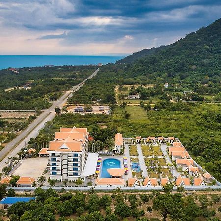 Vakara Hotel Kep Exterior photo