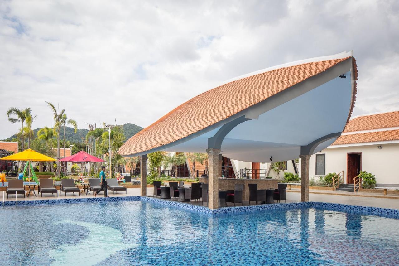 Vakara Hotel Kep Exterior photo