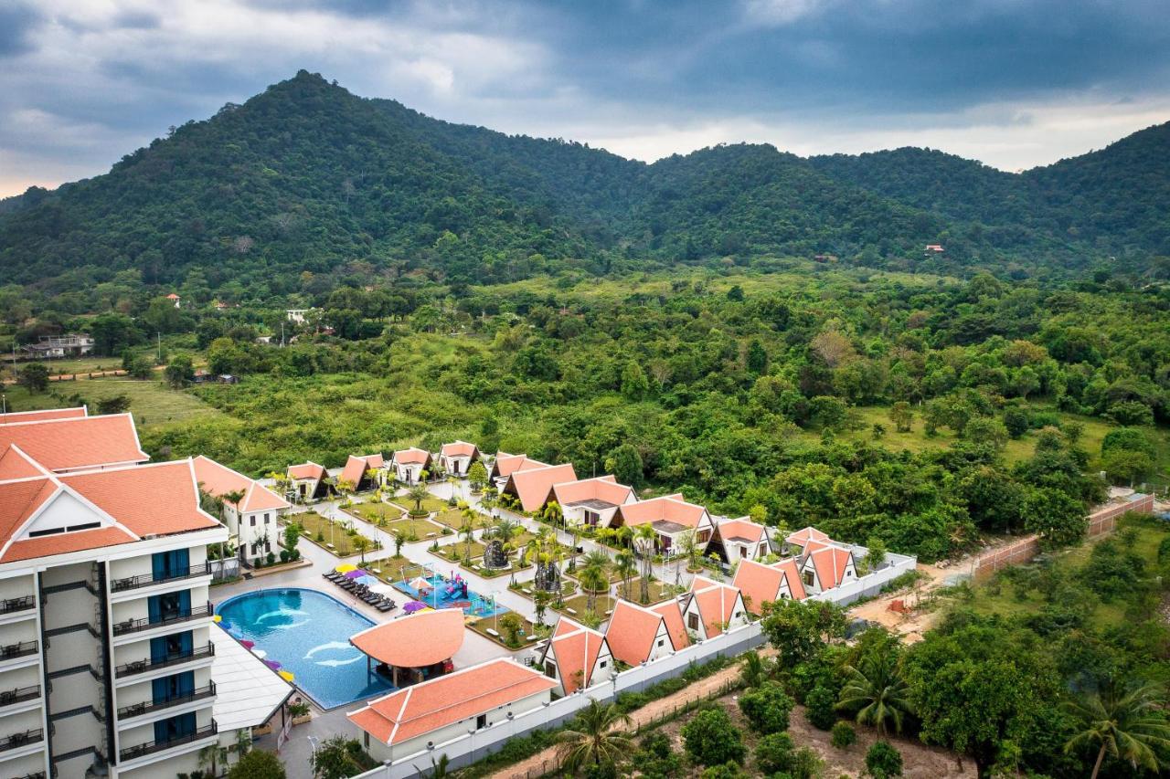 Vakara Hotel Kep Exterior photo